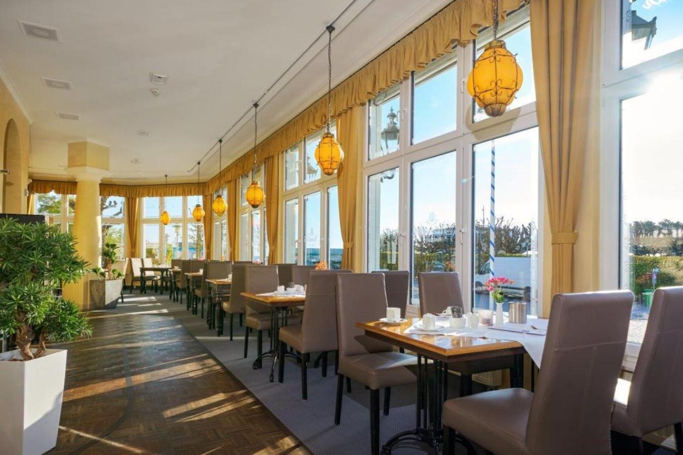 צינוביץ Strand- Und Wellnesshotel Preussenhof מראה חיצוני תמונה