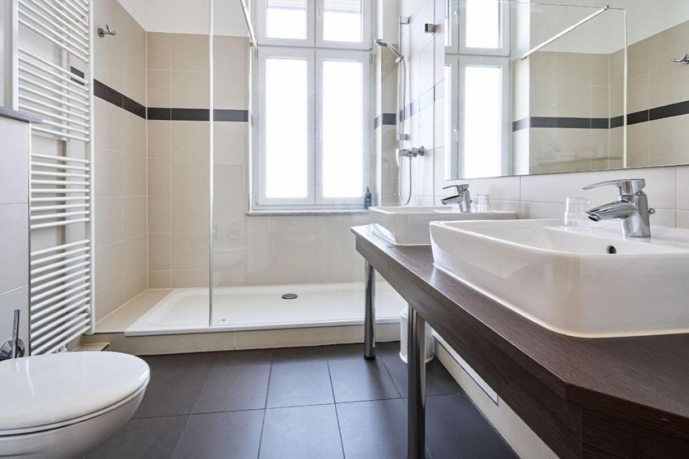 צינוביץ Strand- Und Wellnesshotel Preussenhof מראה חיצוני תמונה