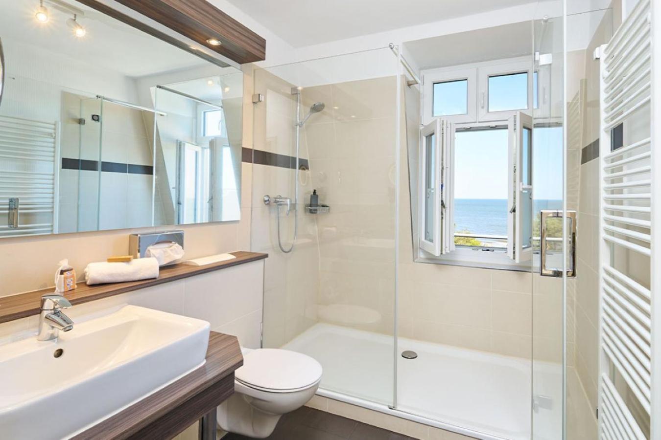 צינוביץ Strand- Und Wellnesshotel Preussenhof מראה חיצוני תמונה