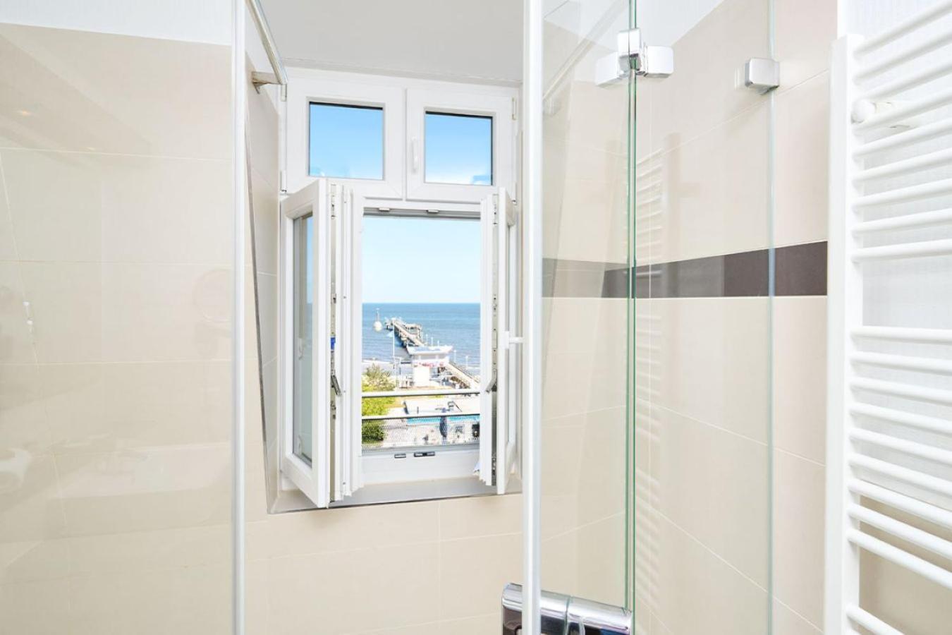 צינוביץ Strand- Und Wellnesshotel Preussenhof מראה חיצוני תמונה