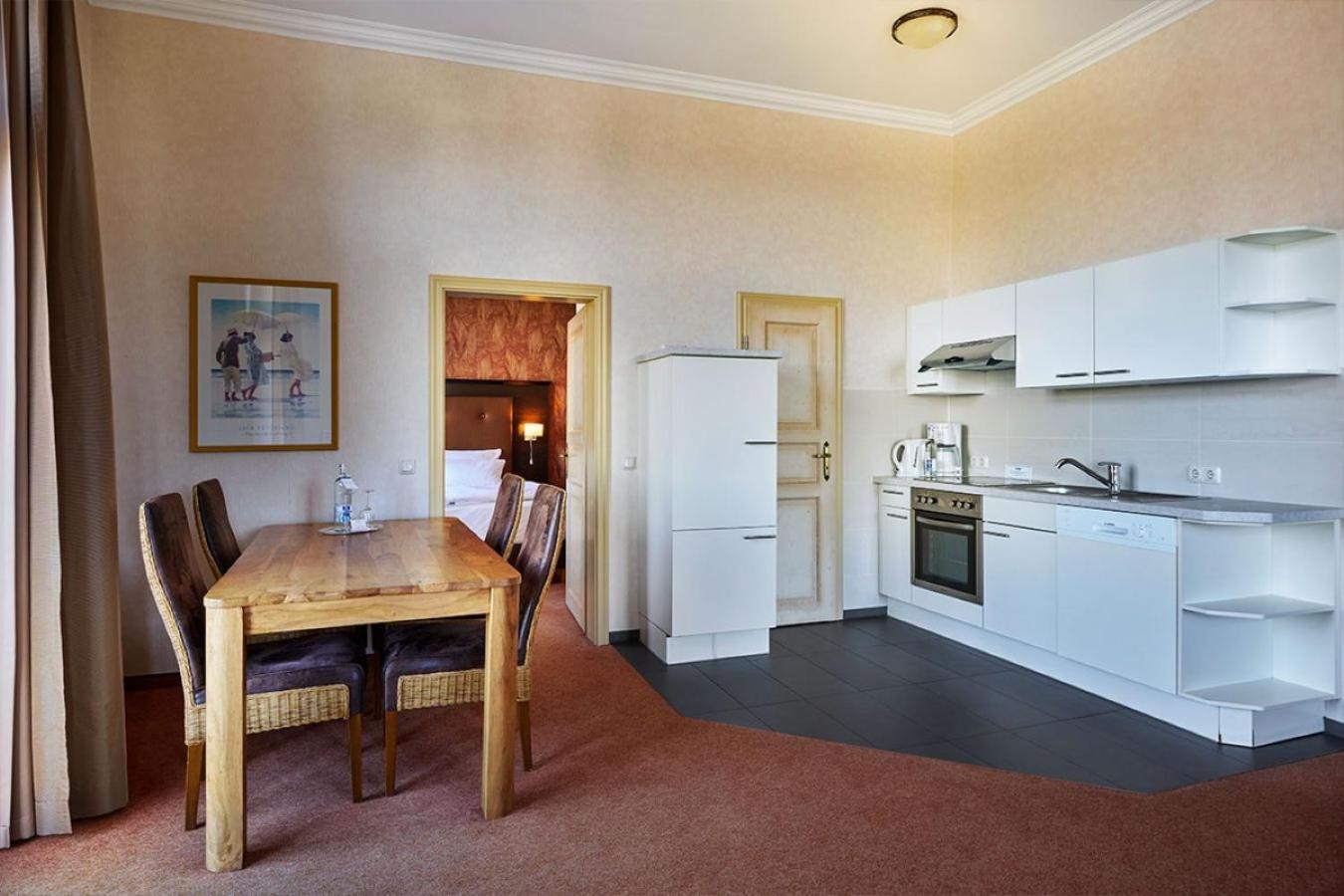 צינוביץ Strand- Und Wellnesshotel Preussenhof מראה חיצוני תמונה