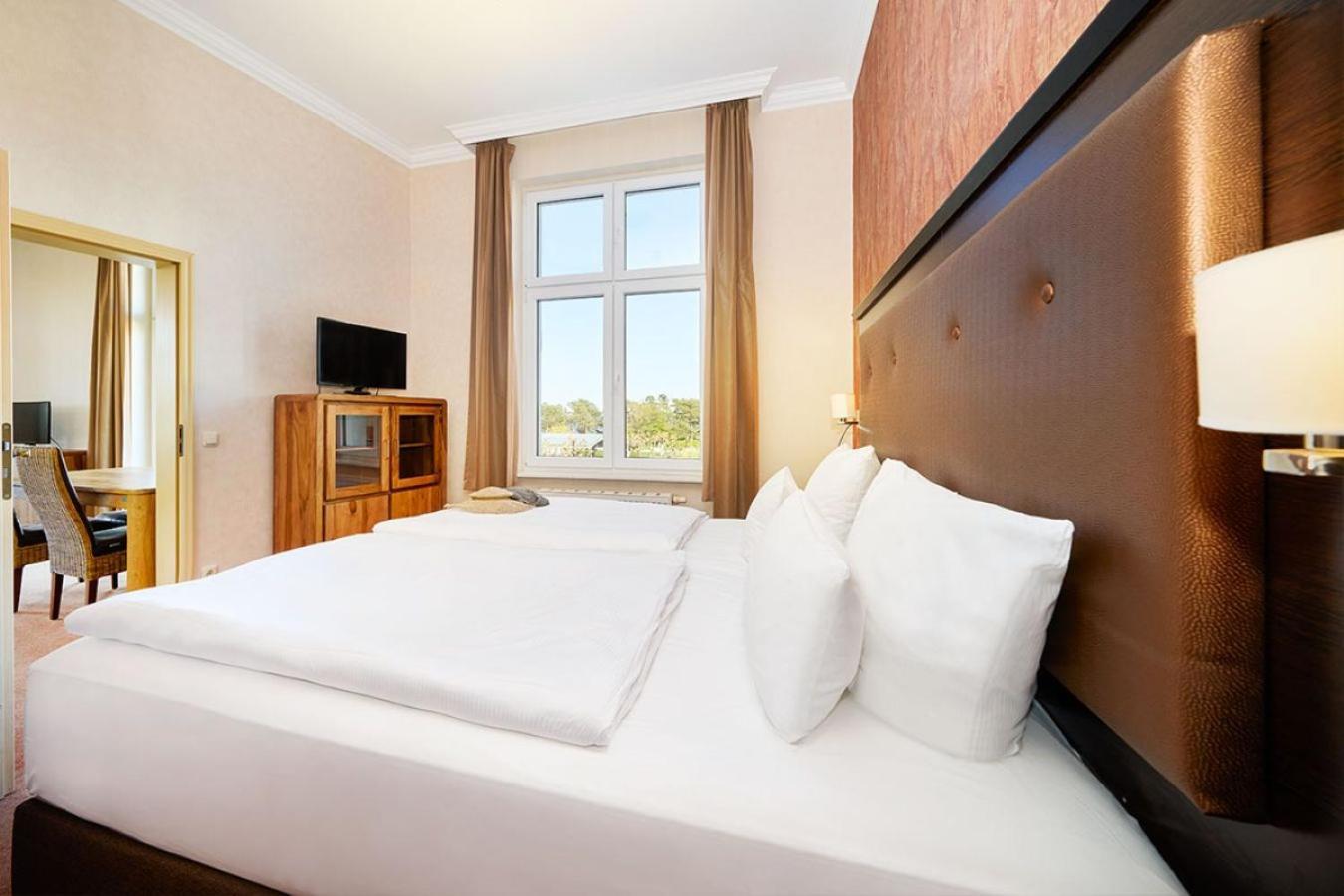צינוביץ Strand- Und Wellnesshotel Preussenhof מראה חיצוני תמונה