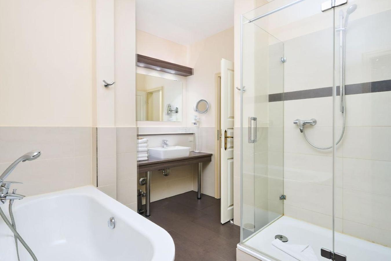 צינוביץ Strand- Und Wellnesshotel Preussenhof מראה חיצוני תמונה