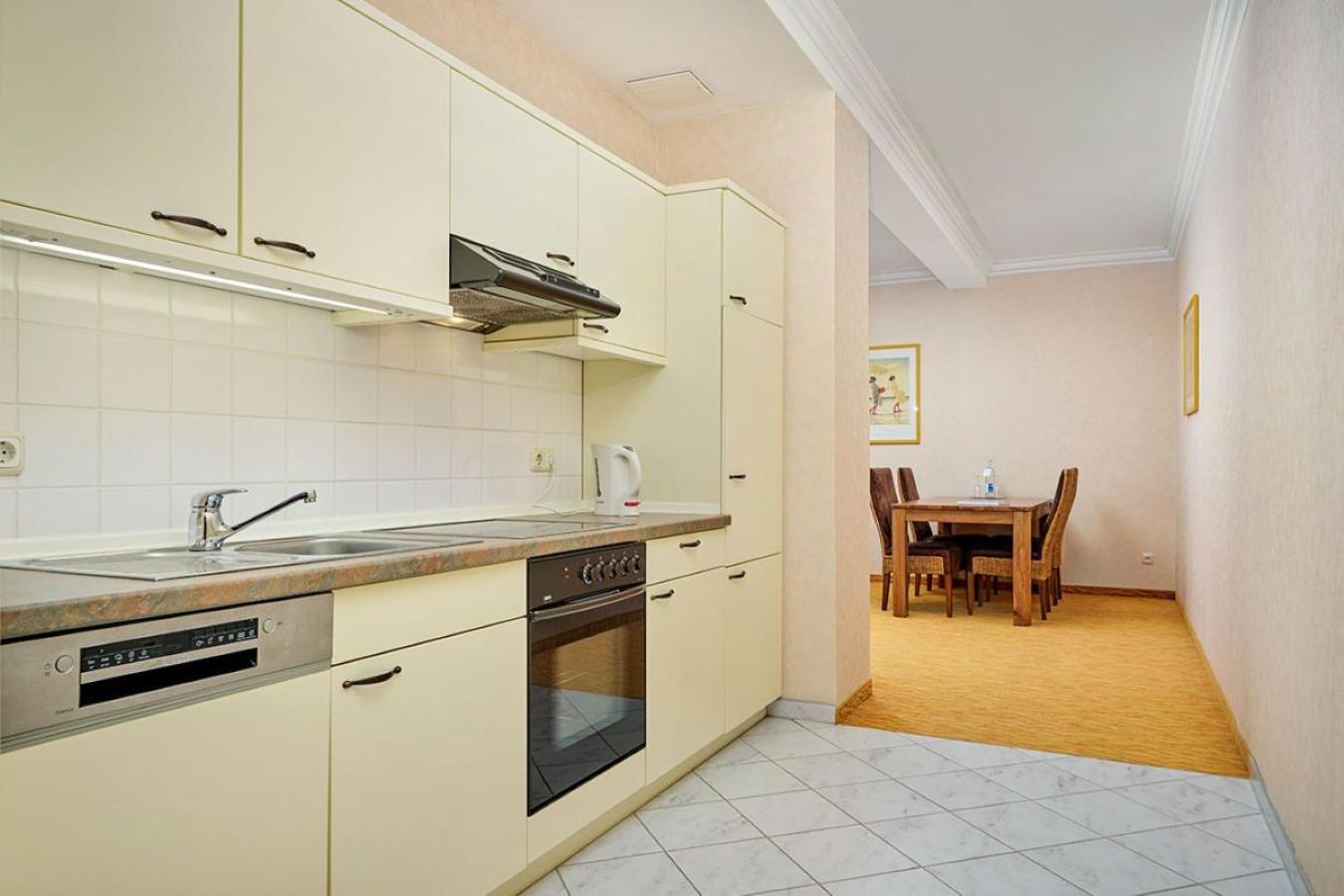 צינוביץ Strand- Und Wellnesshotel Preussenhof מראה חיצוני תמונה